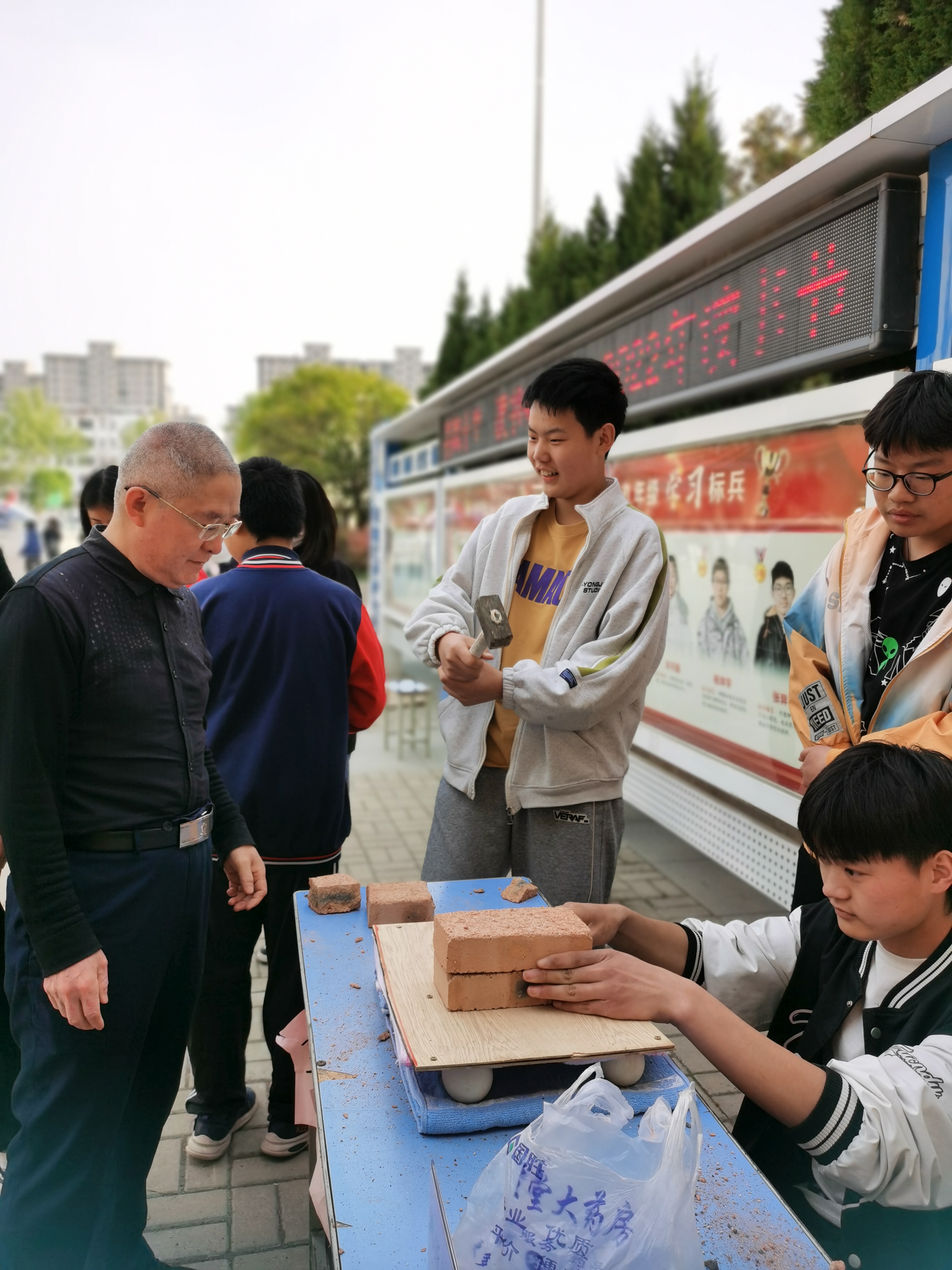 微信图片_20220426080040.jpg
