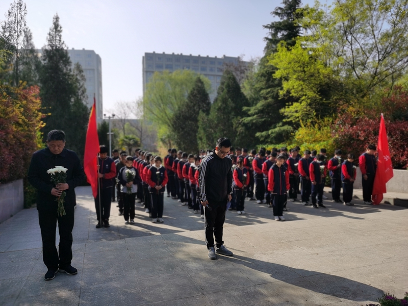 清明3 (1).jpg